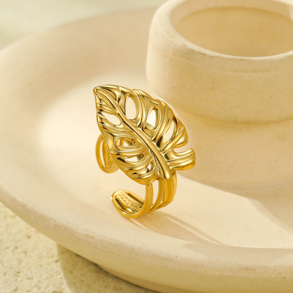 Ginkgo Leaf Ring