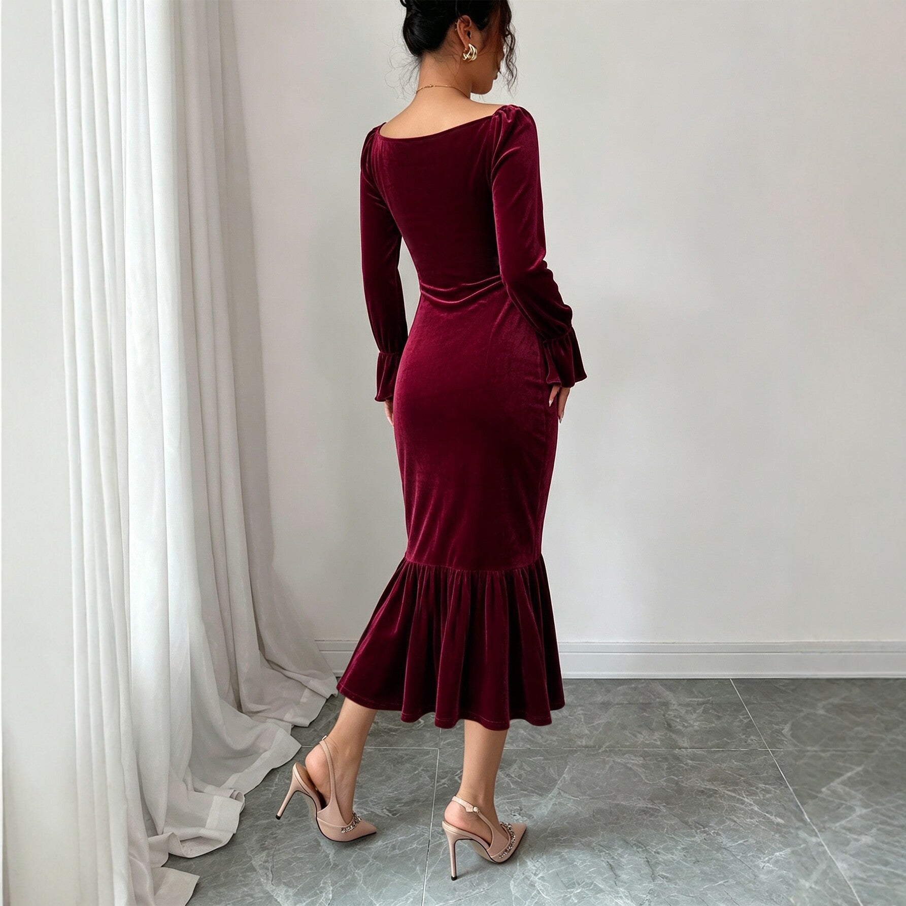 Women's Velvet V-Neck Fishtail Midi Dress