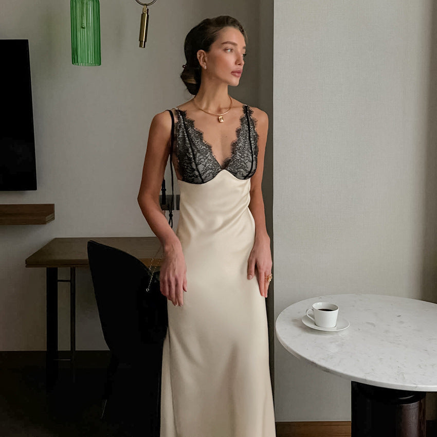 Women's V-Neck Lace Maxi Dress