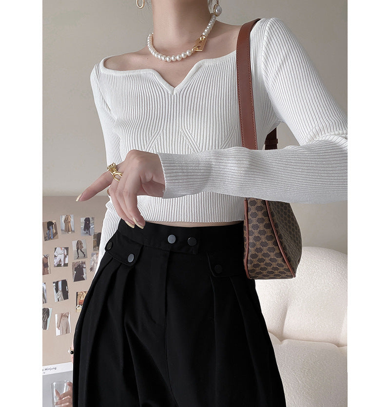 Women's Petal Collar Cropped Sweater