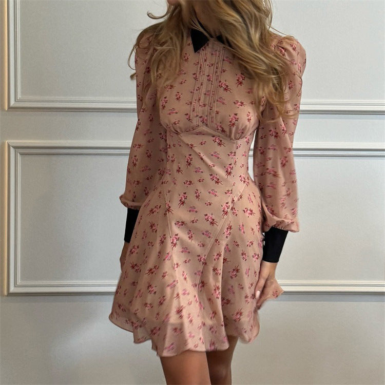 Floral Contrast Collared Pleated Dress