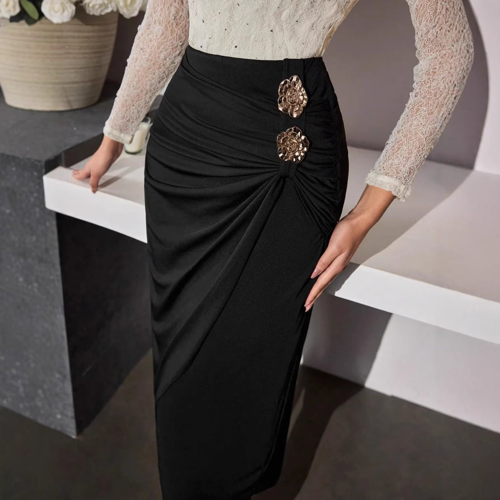 Rose Buckle Ruffle Skirt