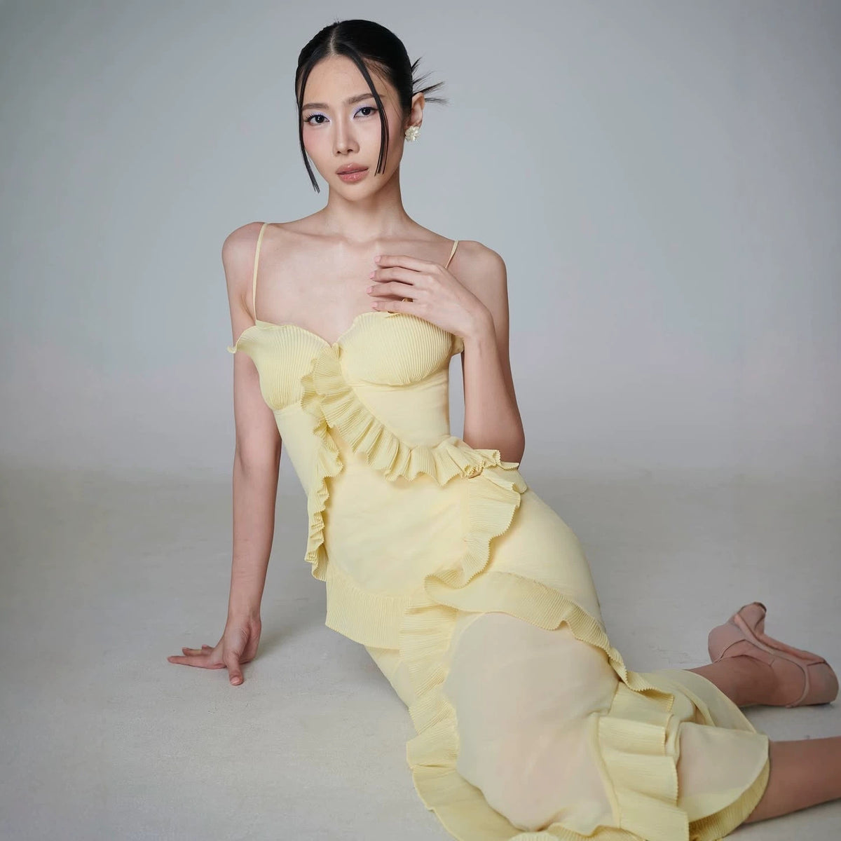 Women Yellow Gallus Dress Cinched Slimming Maxi Dress