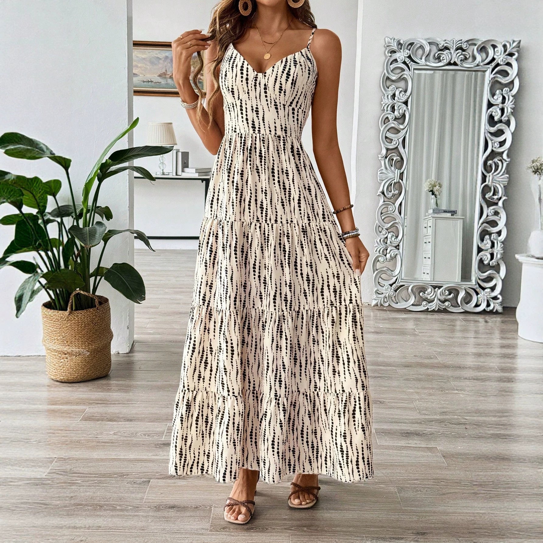 Women's Lace Backless Dress