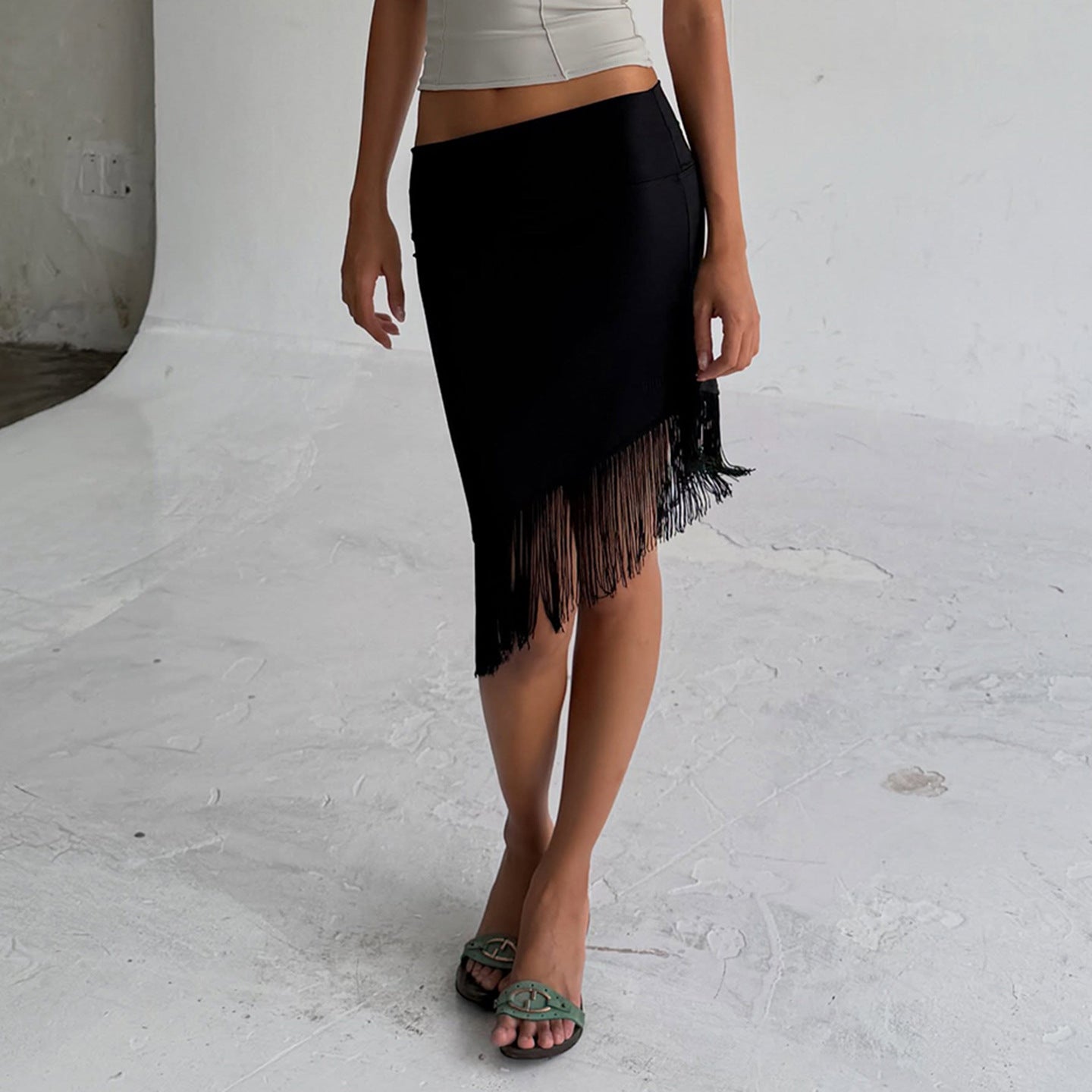 Elegant Sexy Woman Tassel Irregular Asym Low Waist Skirt