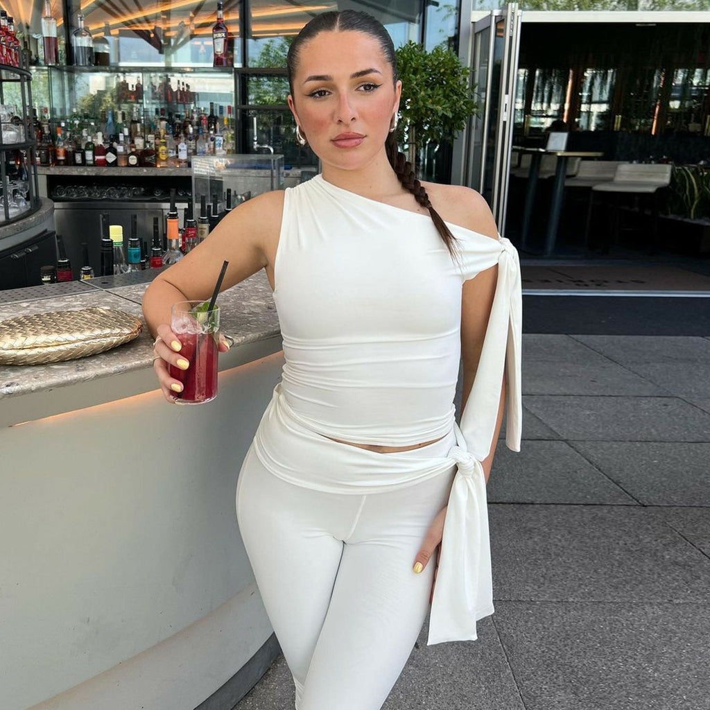 Women's Summer Street Shooting Diagonal Collar Sleeveless Top Slim Fit Tied Shorts Suit
