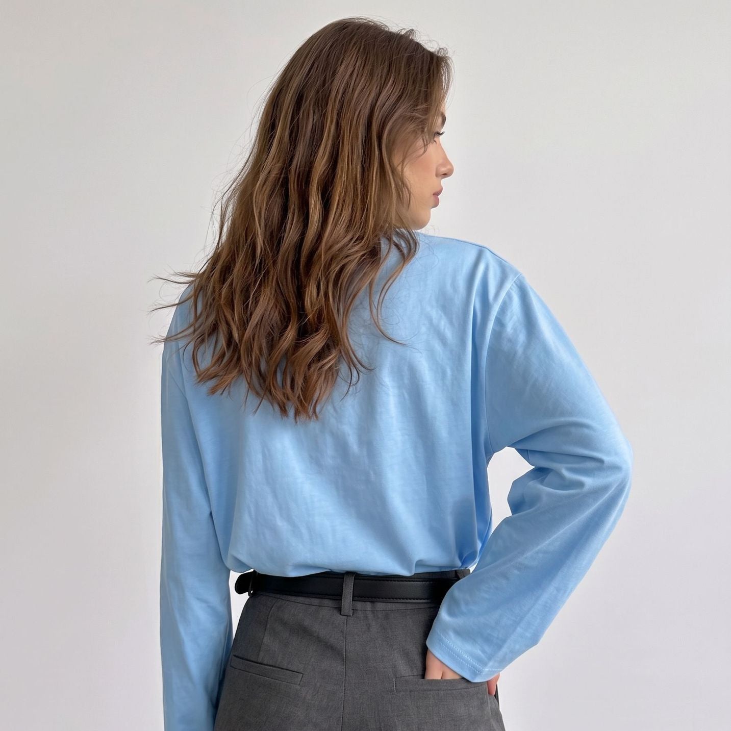 Women's Cotton Pocket Crew Neck Long Sleeve Top