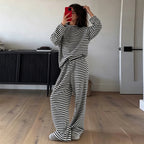 Women's Simple Round Neck Striped Loose Long Sleeve Top Drawstring
