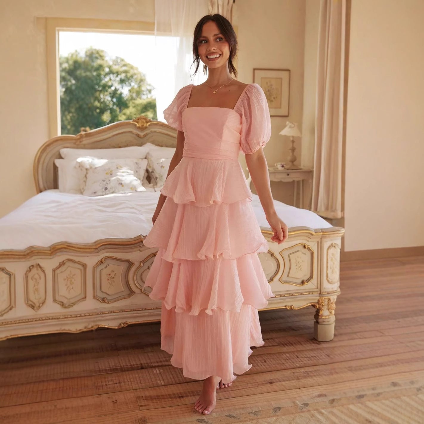 Women's Backless Dress