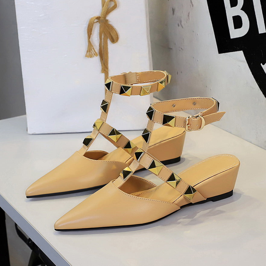 Women's Pointed-Toe Wedge Sandals