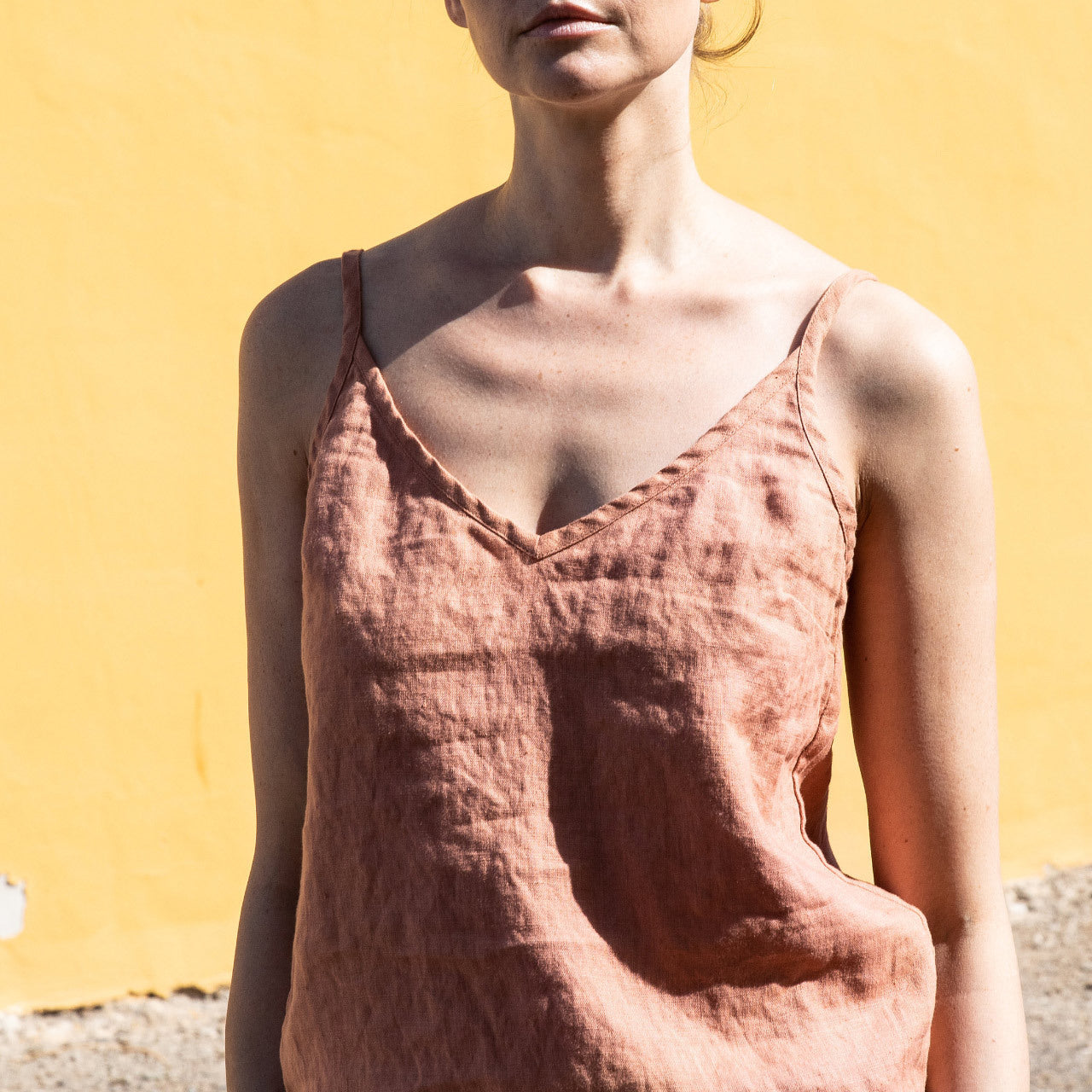 Women's Cotton Linen V-Neck Sleeveless Top