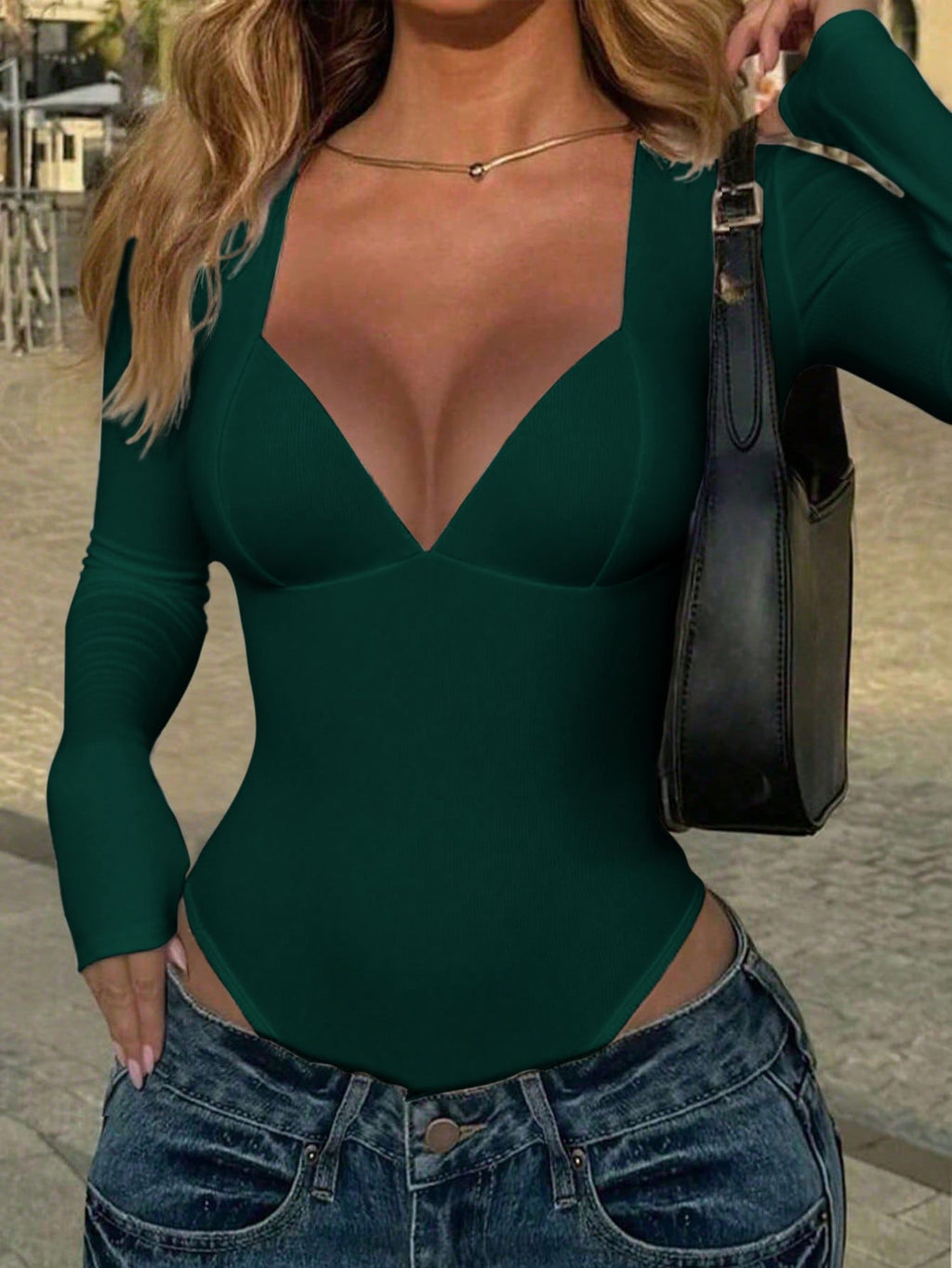 blackish green