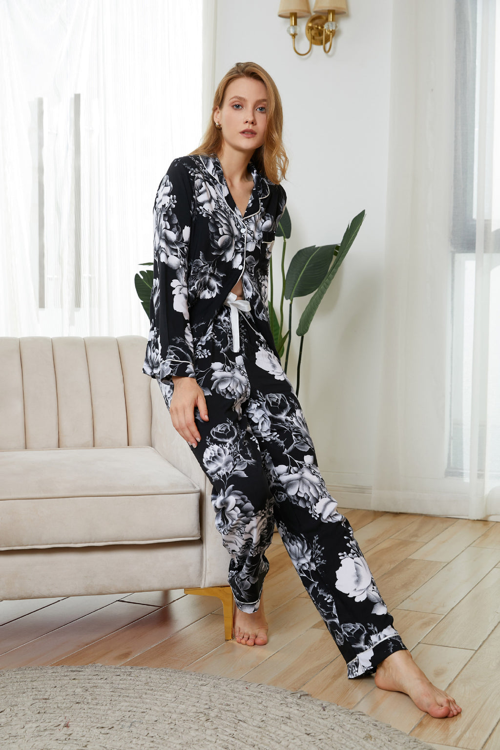 Long Sleeved Pajamas Lingerie