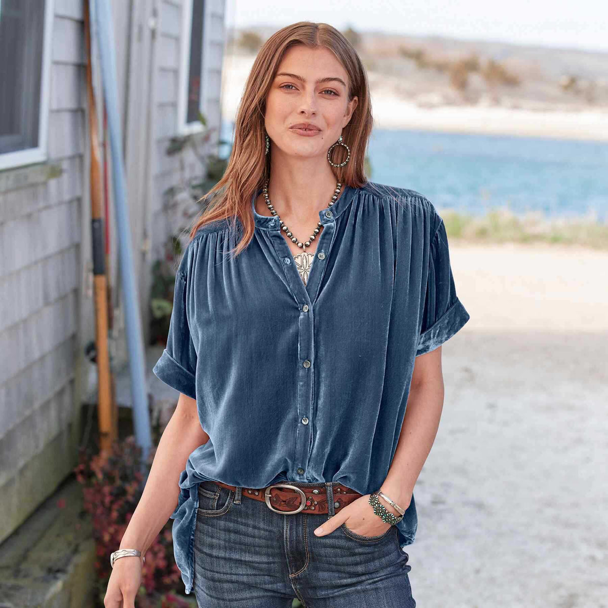Women's Clothing Top Popular Gold Velvet Solid Color Short Sleeve Round Neck Shirt