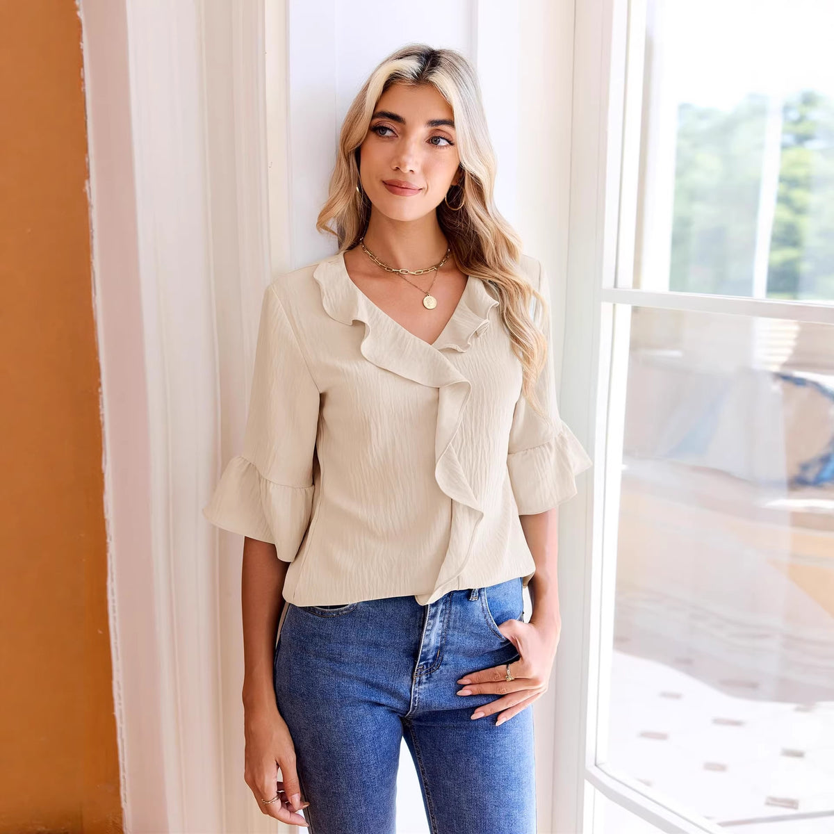 Women's Lace Ruffle Half-Sleeve Top