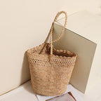Women's Raffia One-Shoulder Straw Bucket Bag