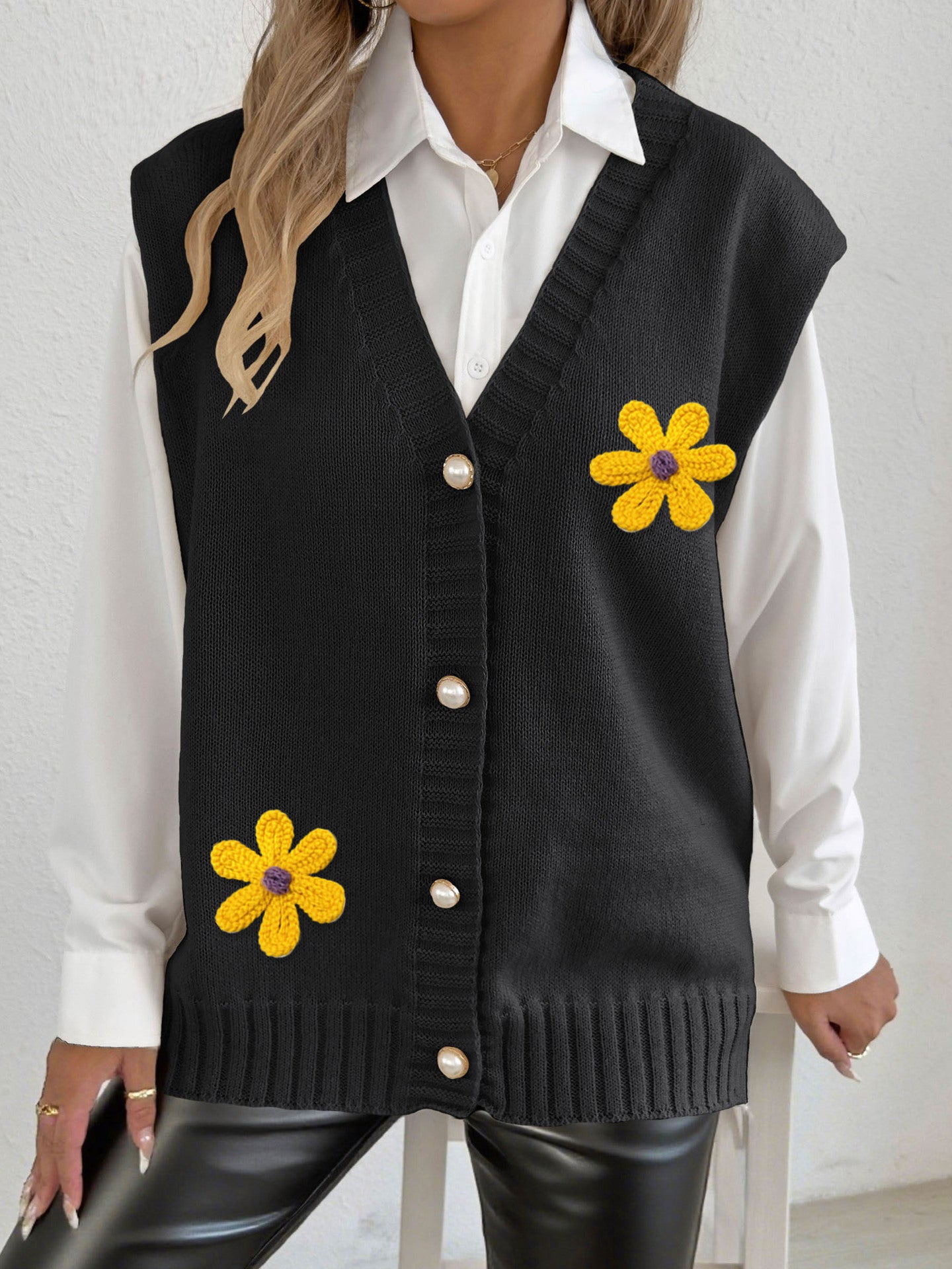 Black 2 Yellow Wool Flowers