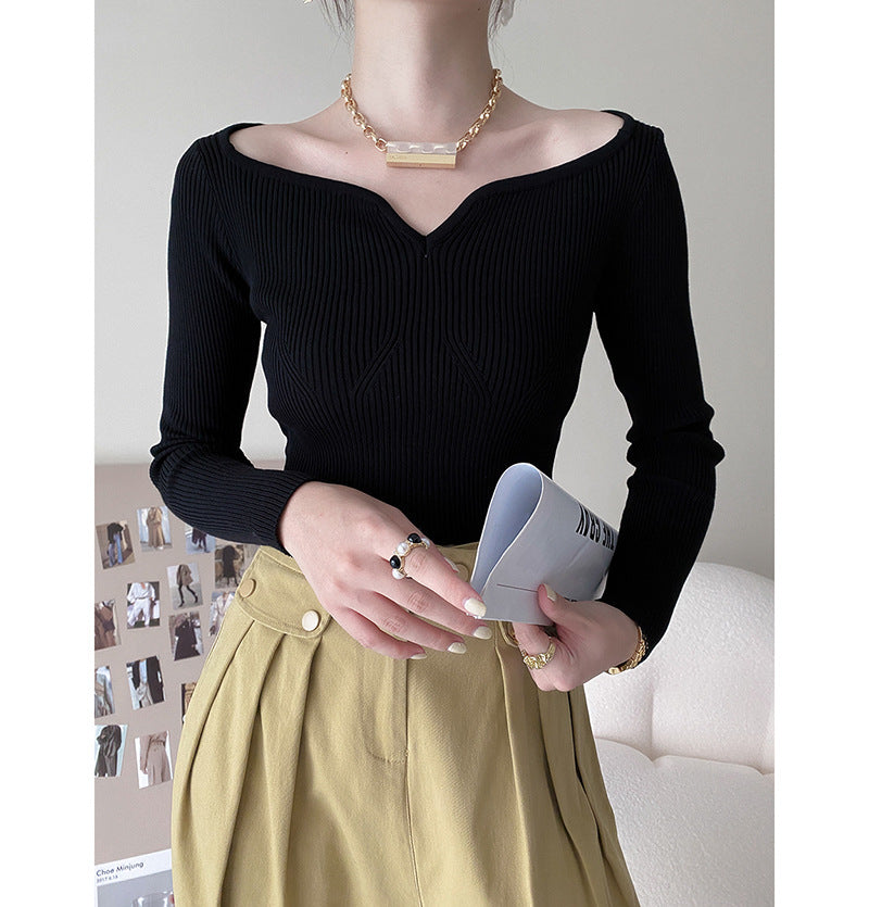 Women's Petal Collar Cropped Sweater