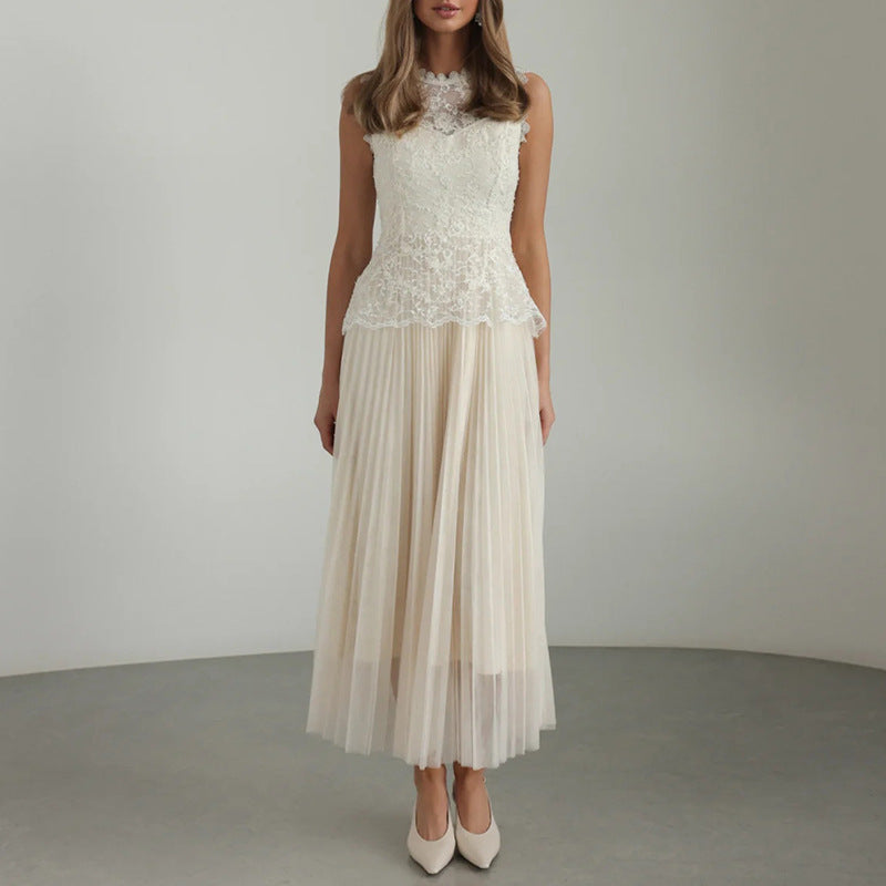 Women’s Lace-Embroidered Sleeveless Dress