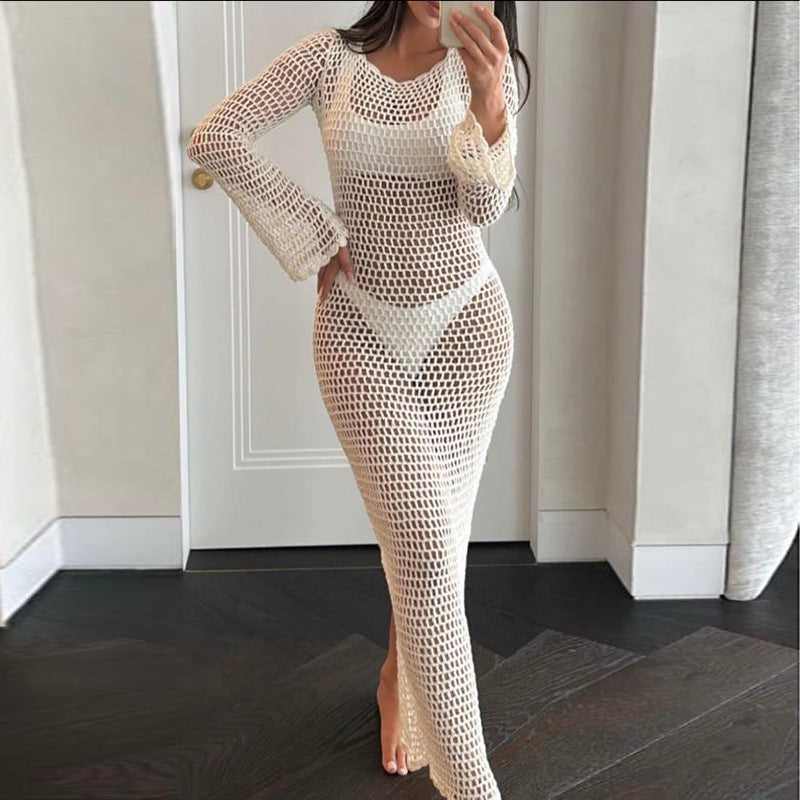 White hollow-knit mesh sun-protective blouse with long sleeves, close-knit pattern