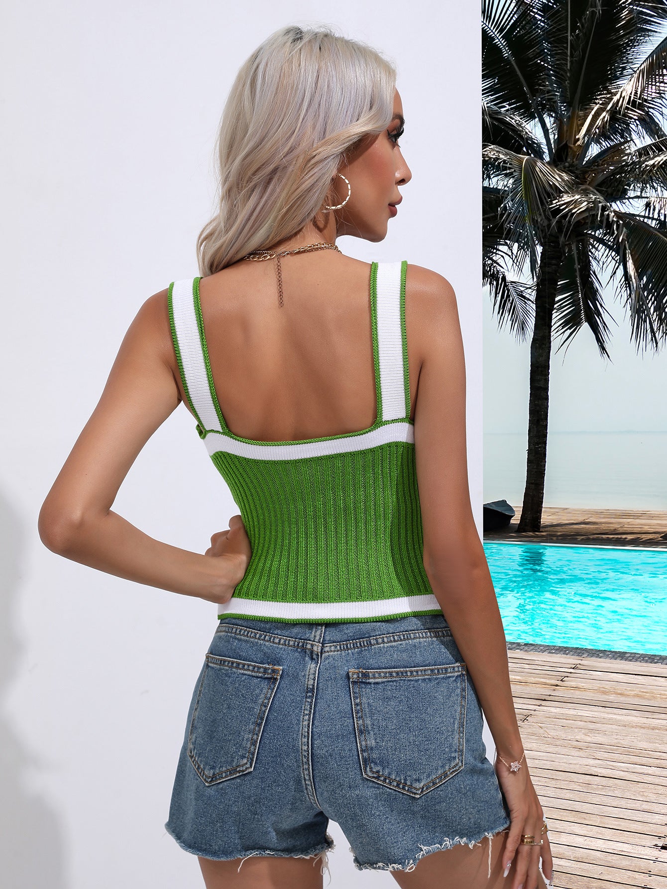 Women's Twist-Knit Halter Top – Sleeveless V-Neck