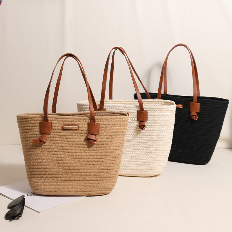 Women's Woven Straw Tote Beach Bag