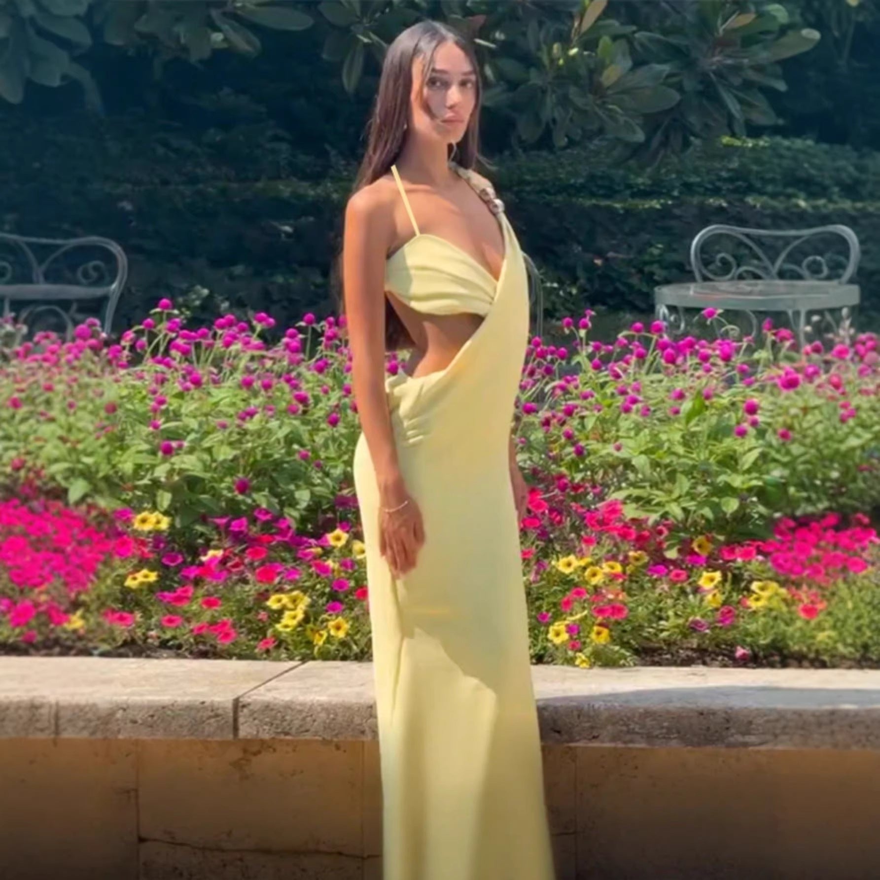 Women's Backless Dress