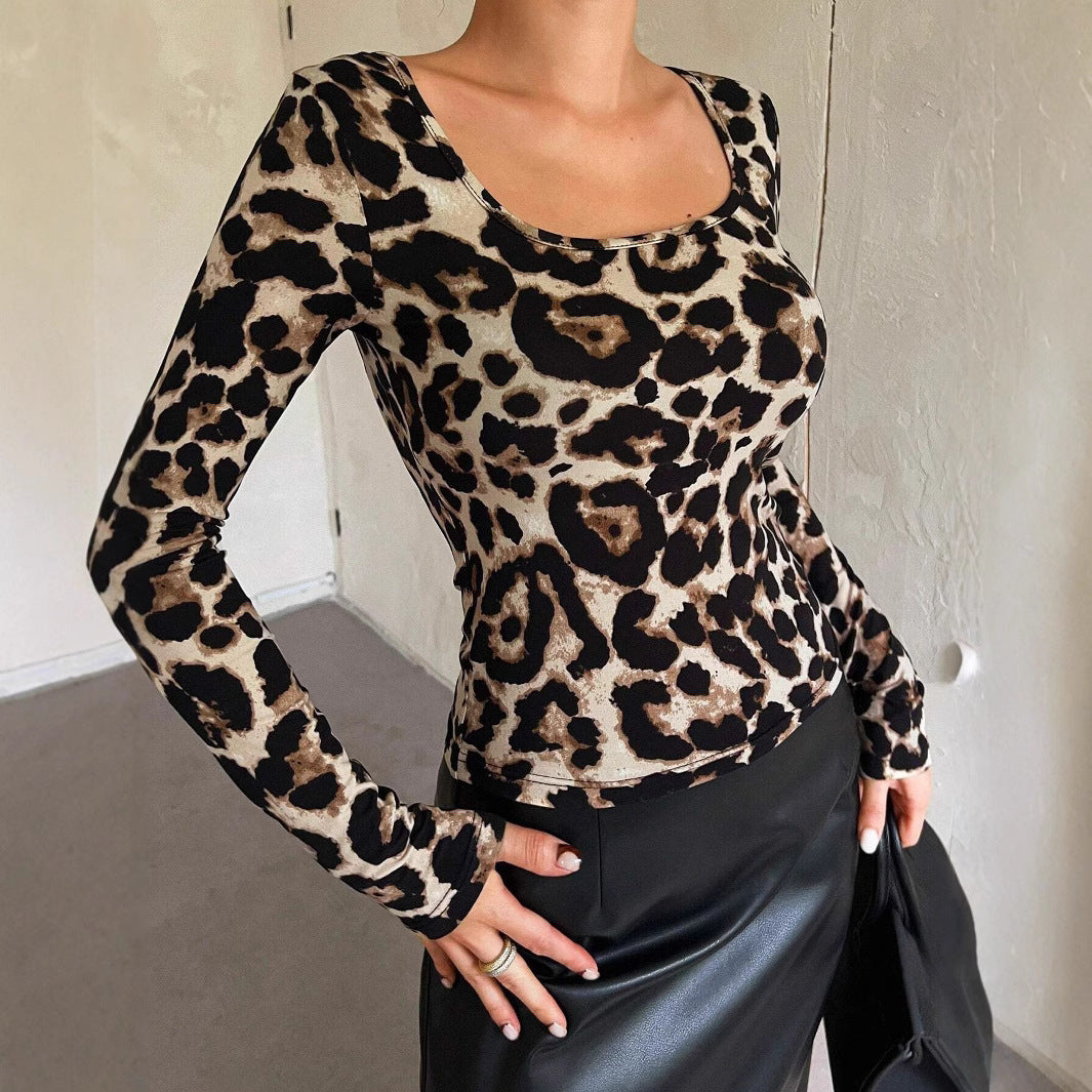 Leopard Print Scoop Neck Fitted Top