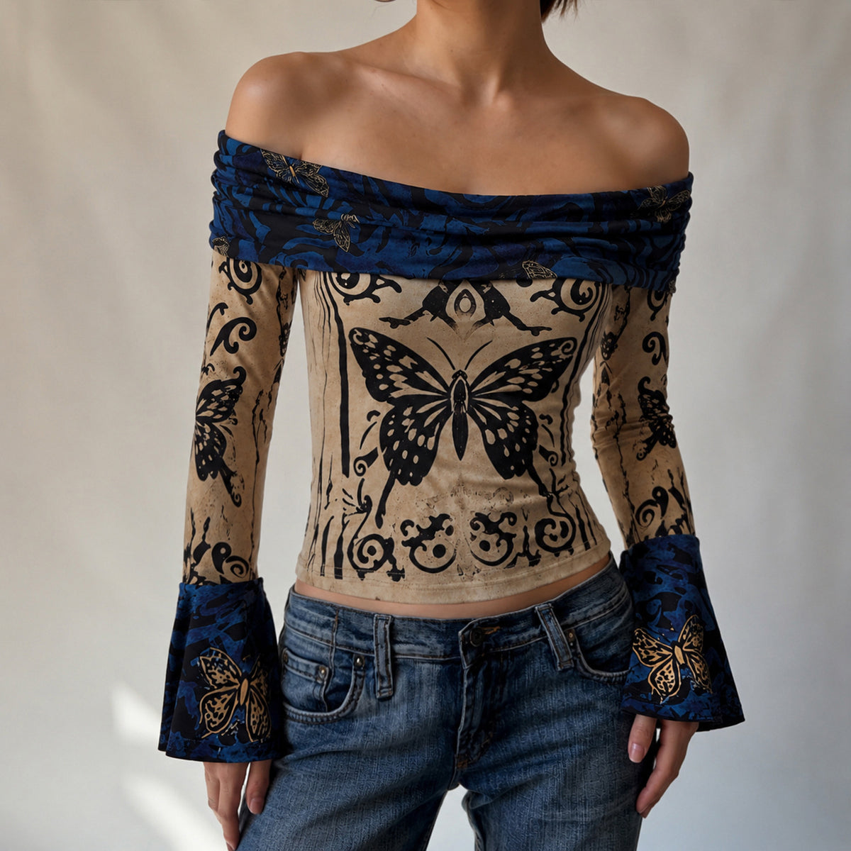 Women's Retro Butterfly Positioning Print Shoulder Bell Sleeve Top