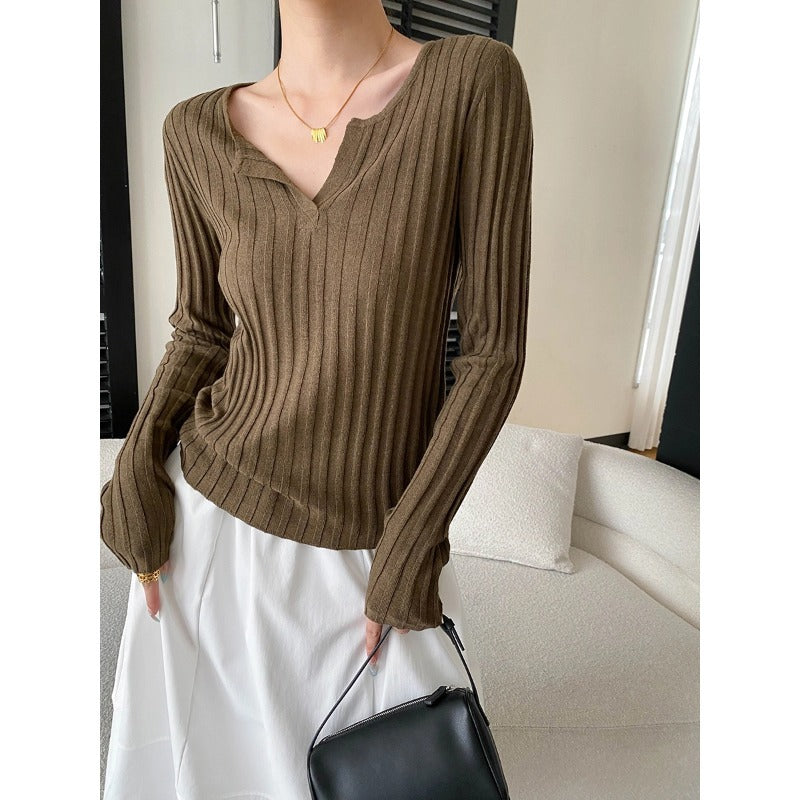 Women's Striped V-Neck Knitwear