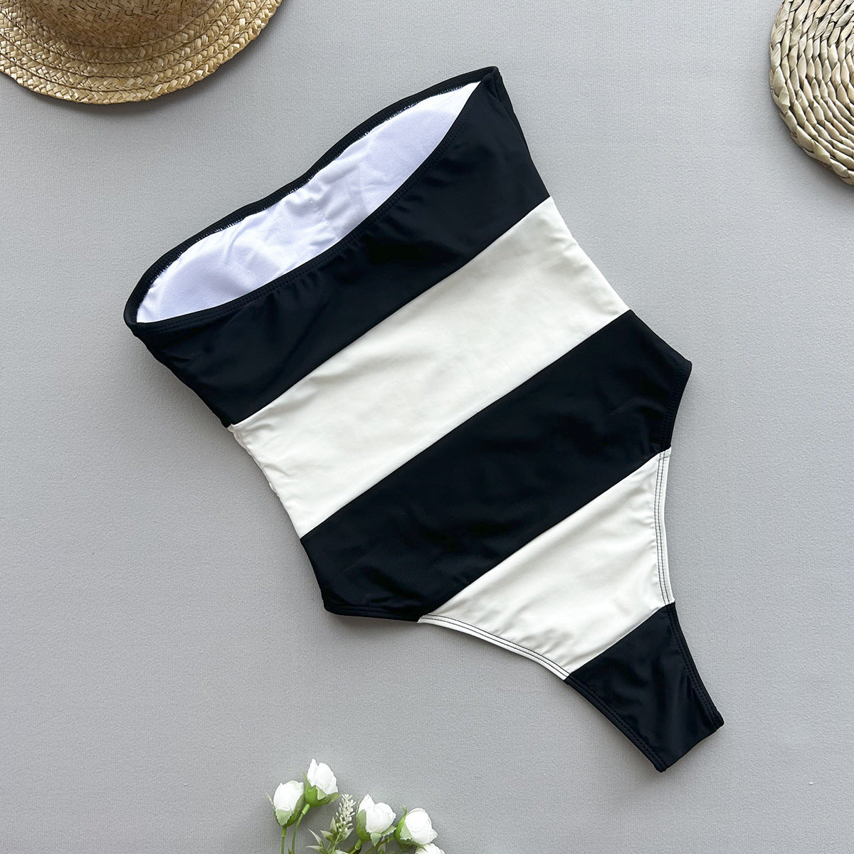 Striped One-piece Swimwear
