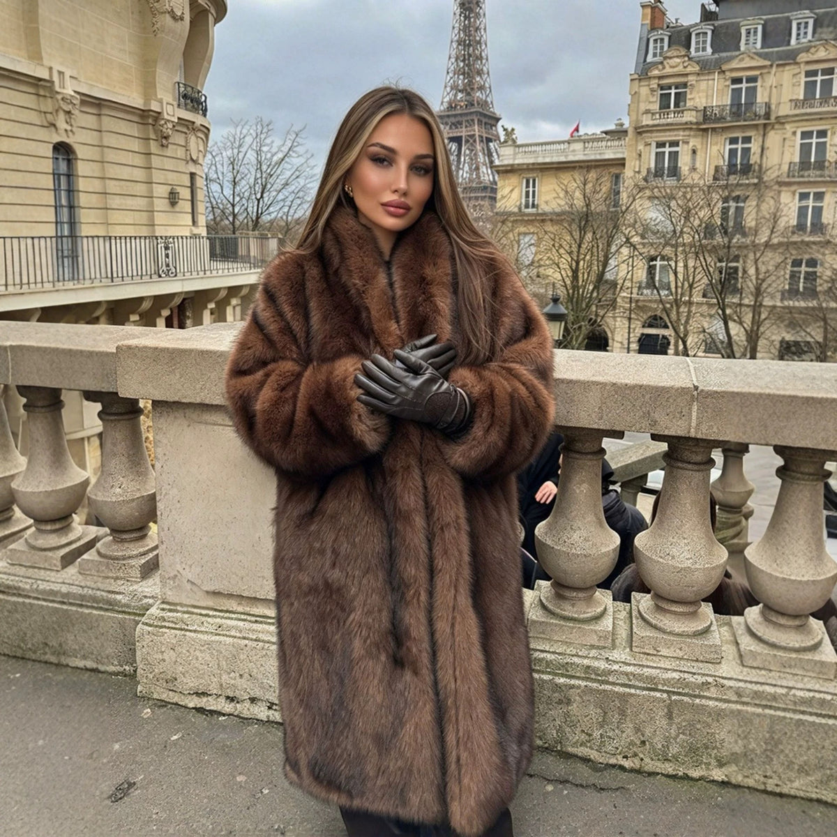 Women's Plush Faux-Fur Coat