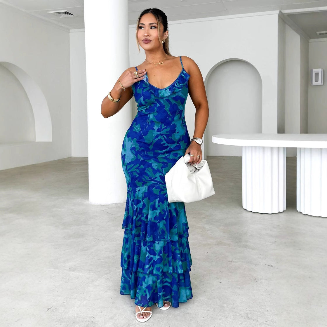 2025 Dress Strappy Cake Lace Slim Fit Maxi