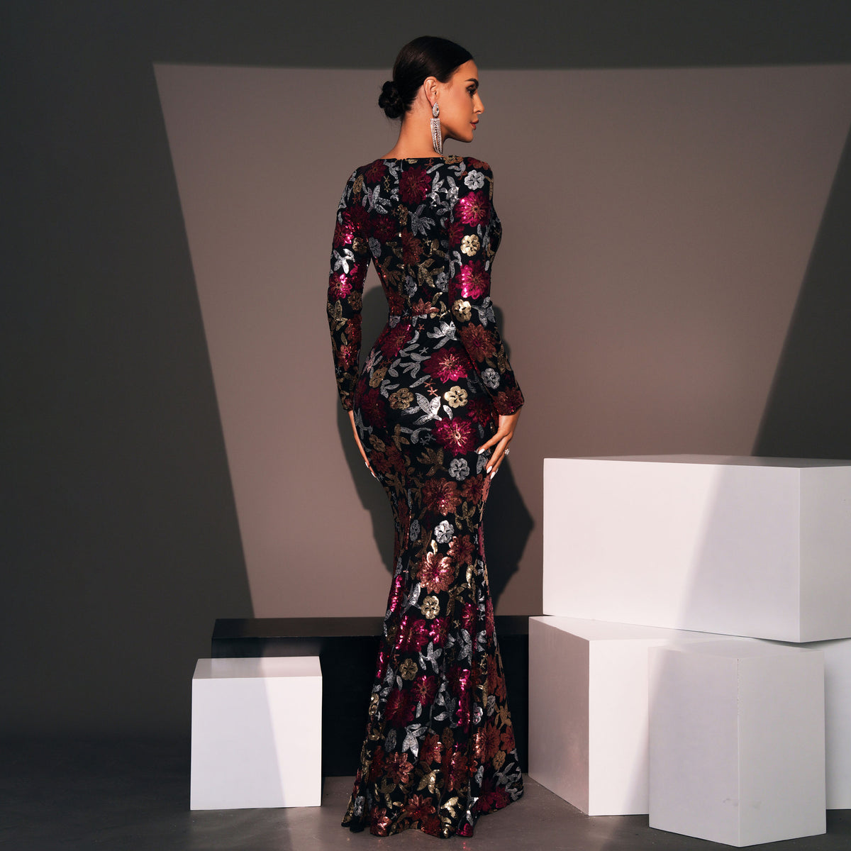 Women's Evening Long Sleeve Crew Neck Slim Long Sequined Cocktail Dress