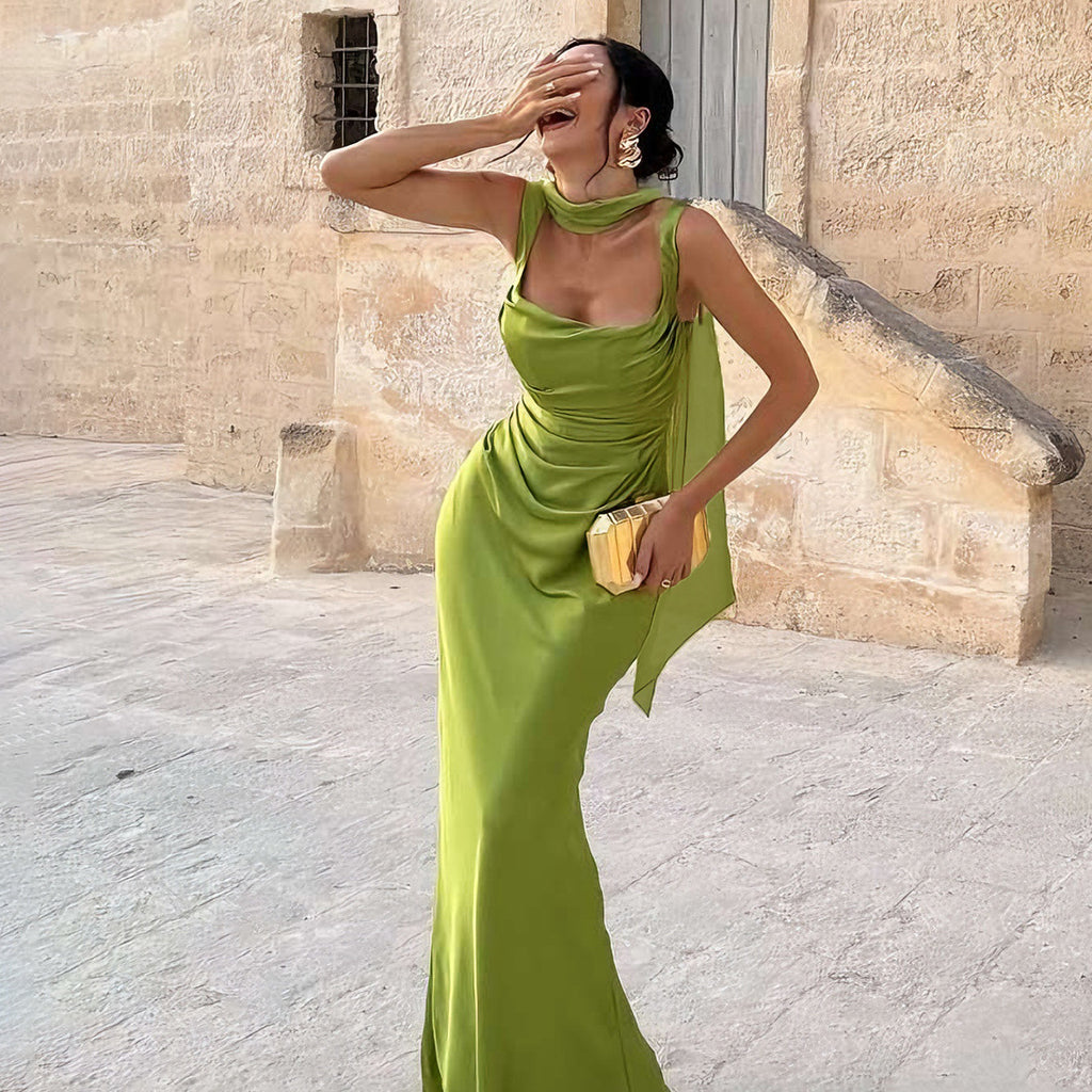 Women's Backless Pleated Dress