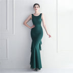 blackish green