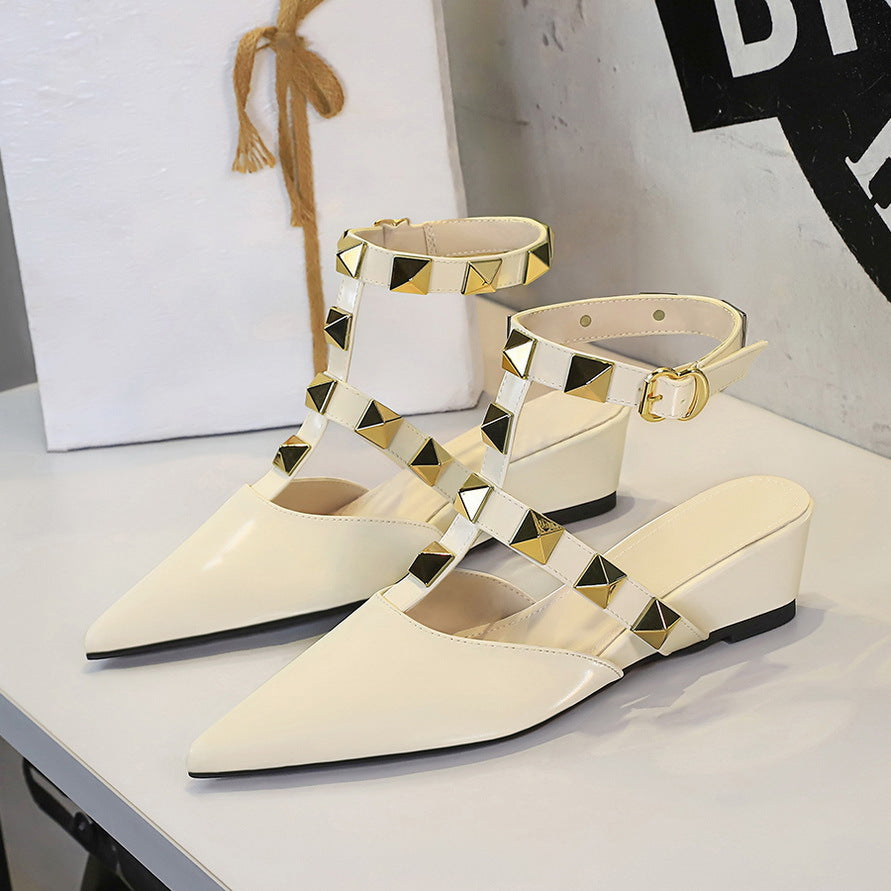 Women's Pointed-Toe Wedge Sandals