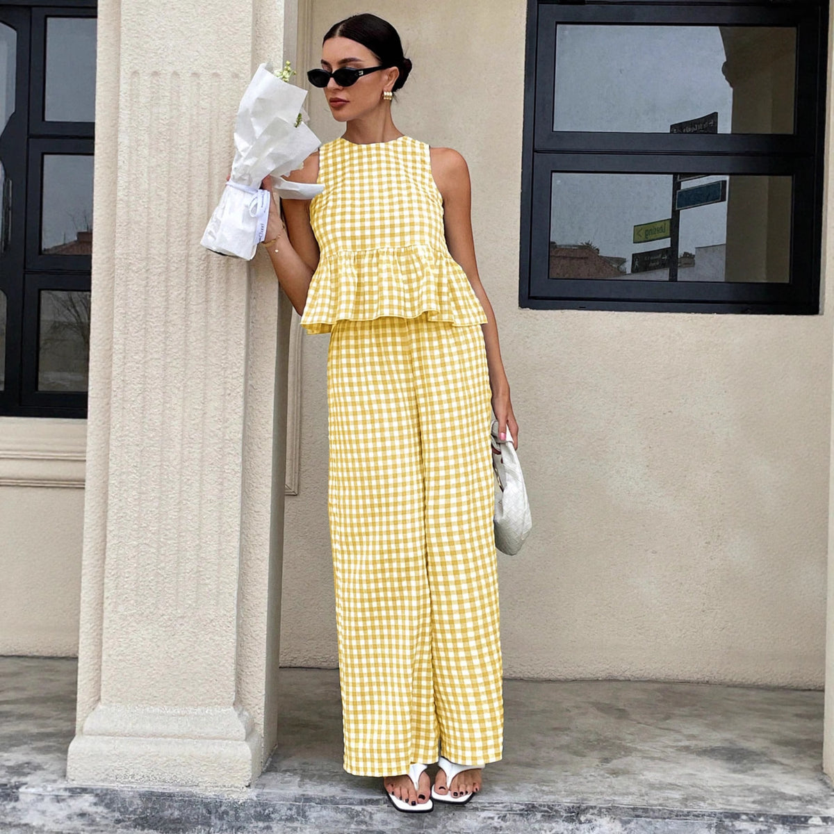 Casual Round-Neck Sleeveless Ruffles Top With Swing High-Waisted Straight Leg Pants