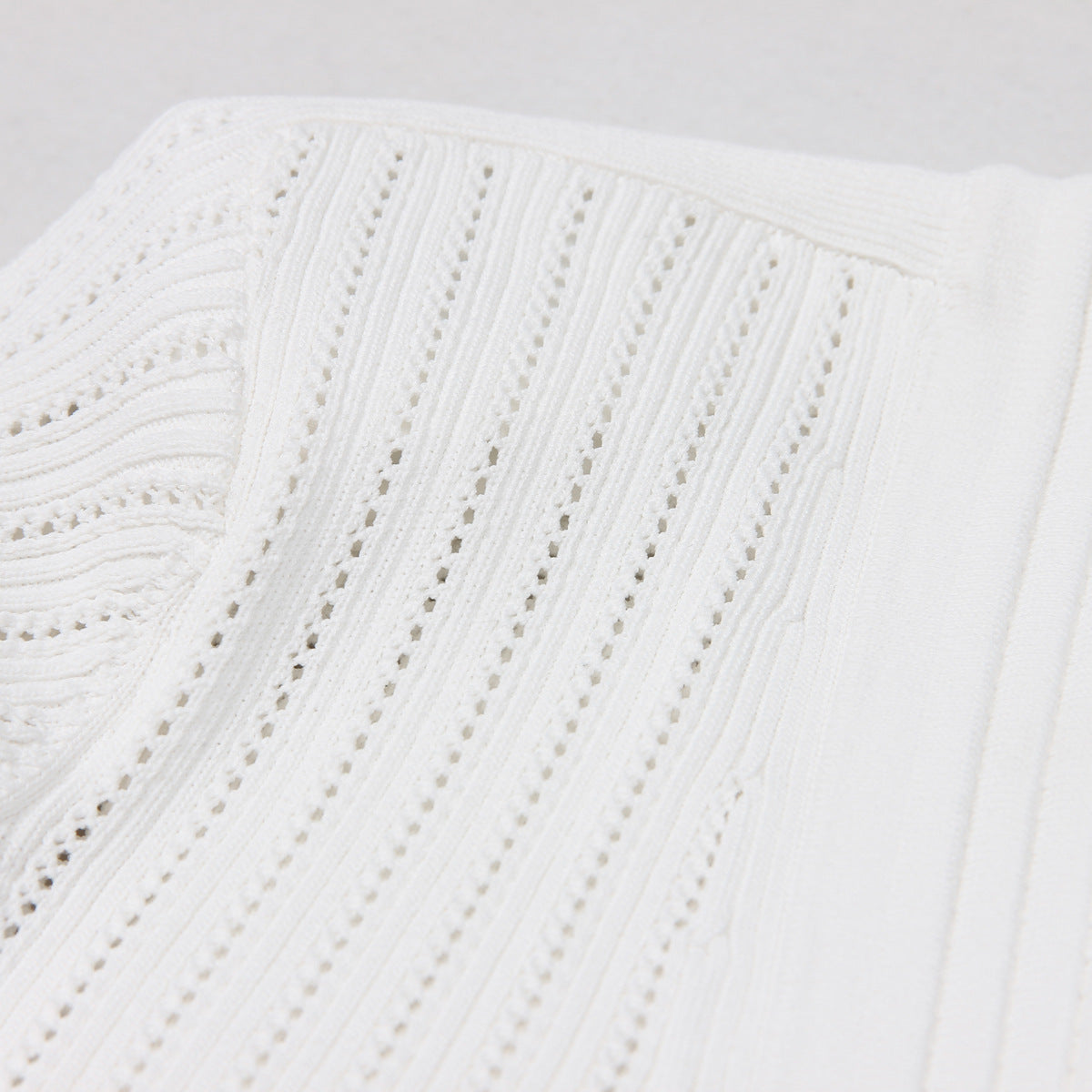 Goods High Quality Knitted Fabric V-Neck Slim Fit Short Sleeve Dress