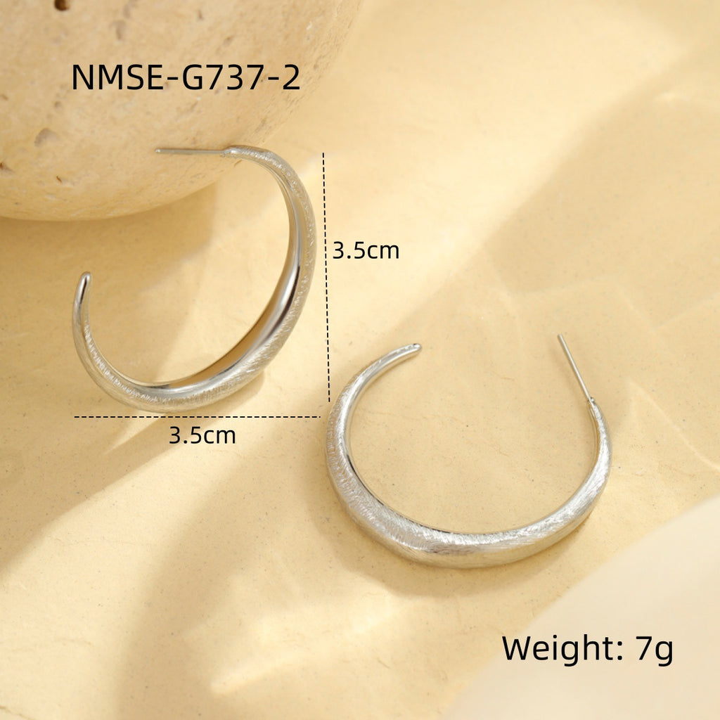 Medium Steel Ear Ring