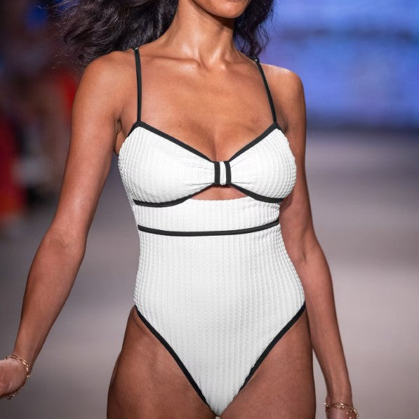 Covering Belly One-piece Swimwear