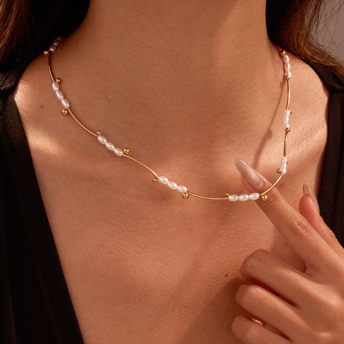 French Hepburn Advanced Baroque Imitation Pearl Necklace