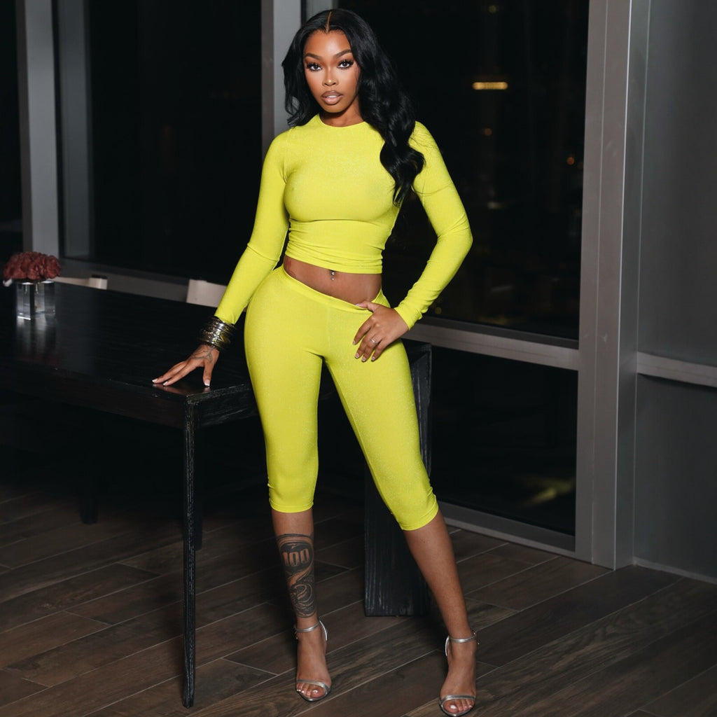 Women's Yellow Crew-Neck Top & Cropped Pants Set