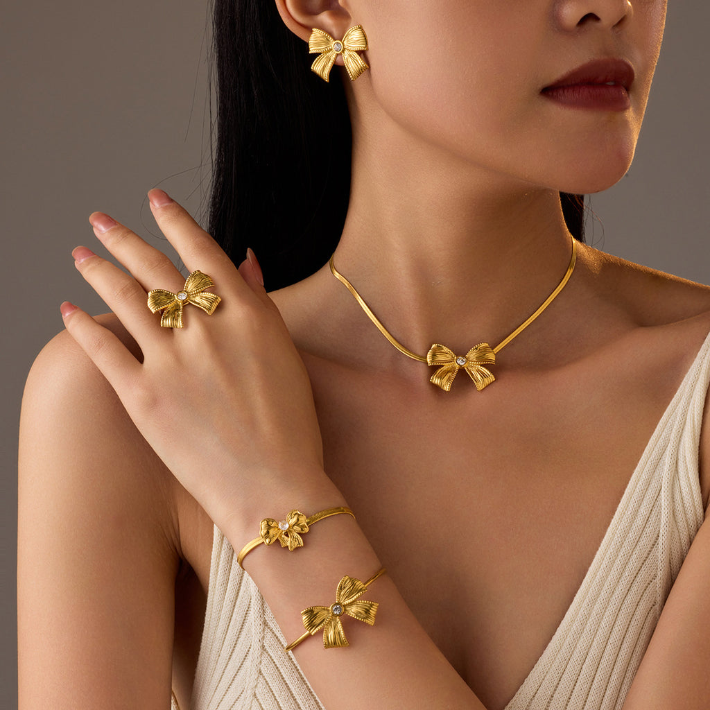 Diamond Bow Jewelry Set