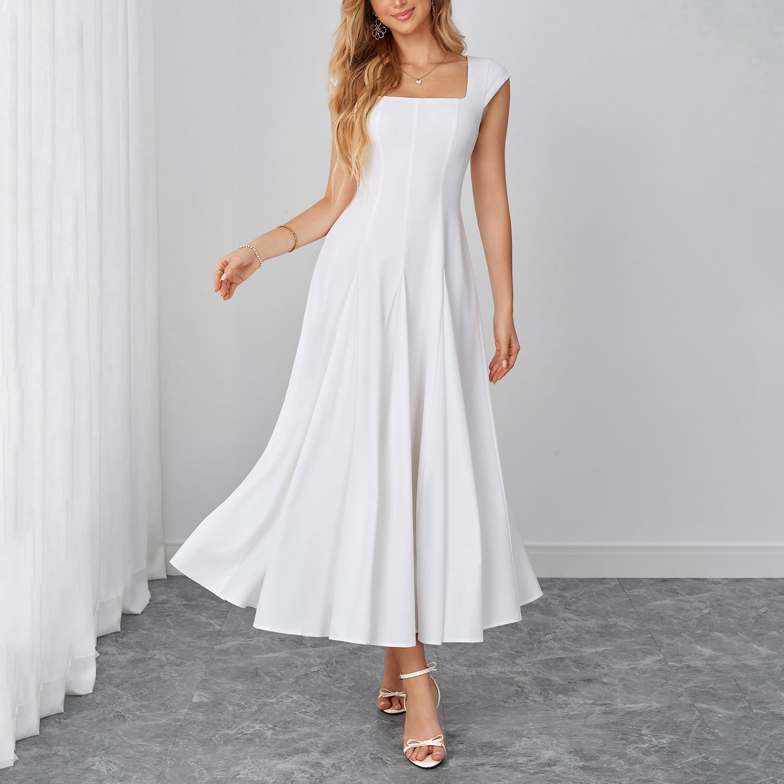 Women's Lace-Up Square-Neck Backless Maxi Dress