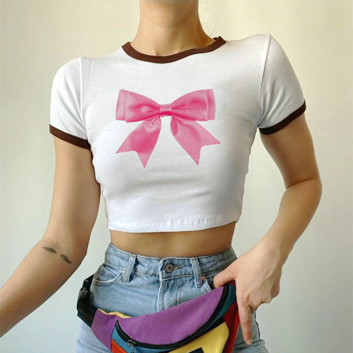 Women’s Bow Graphic Cropped T Shirt