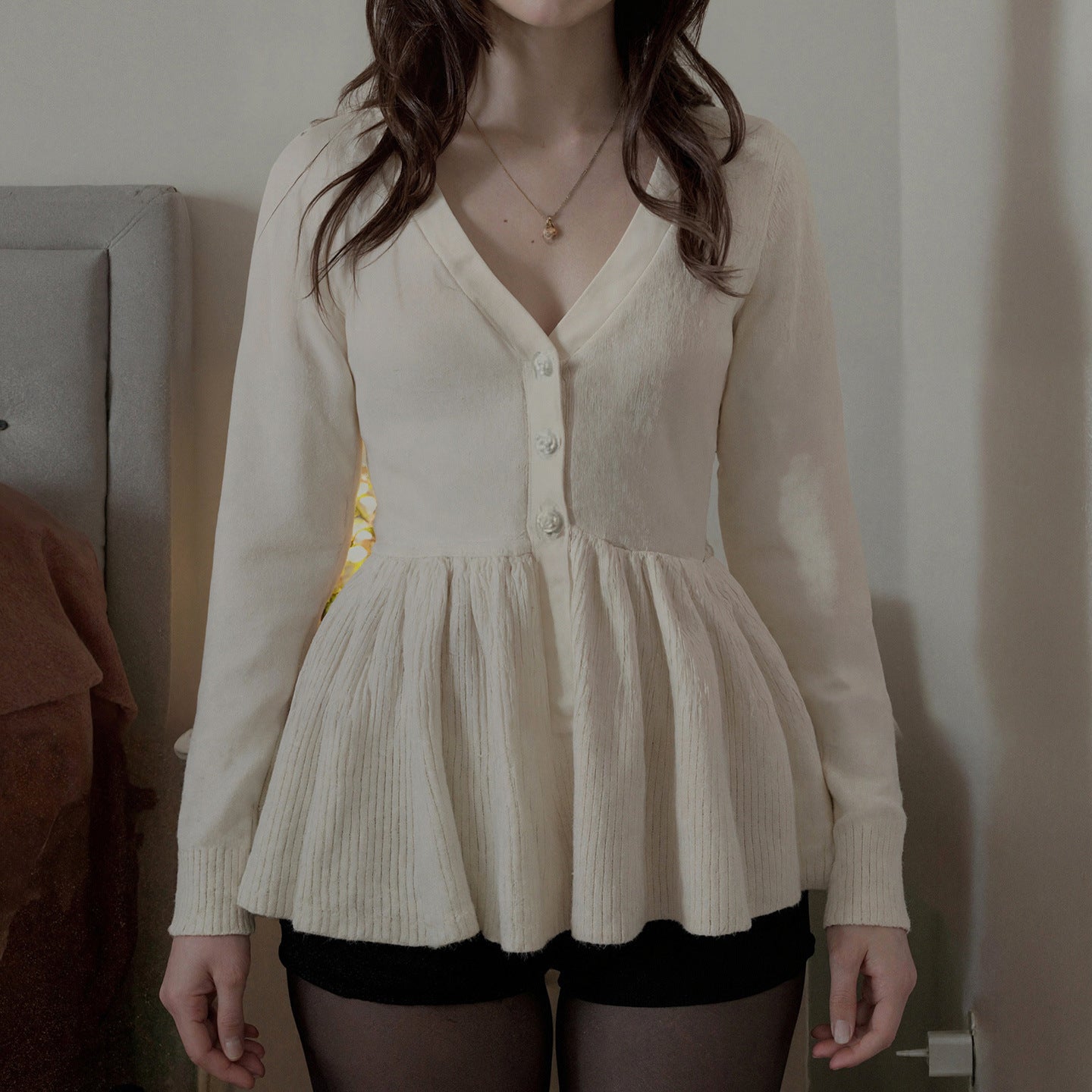 Women's Rose Buckle V-Neck Wool Blend Cardigan