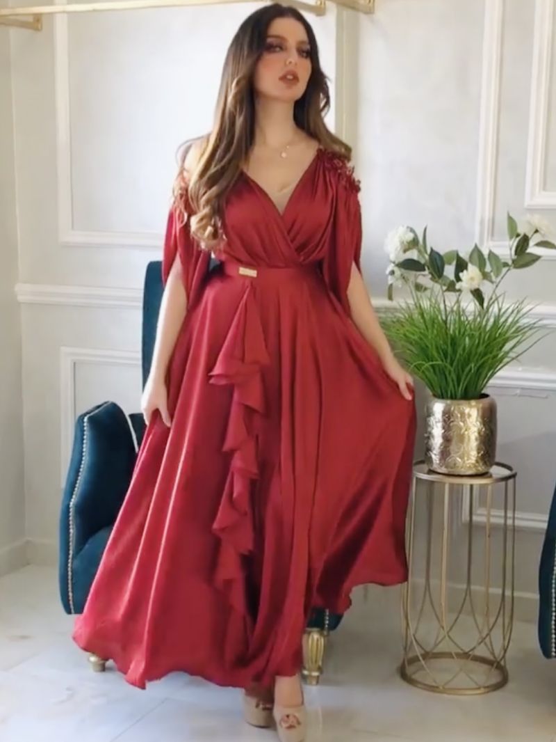 Women's Lace Strapless Evening Gown