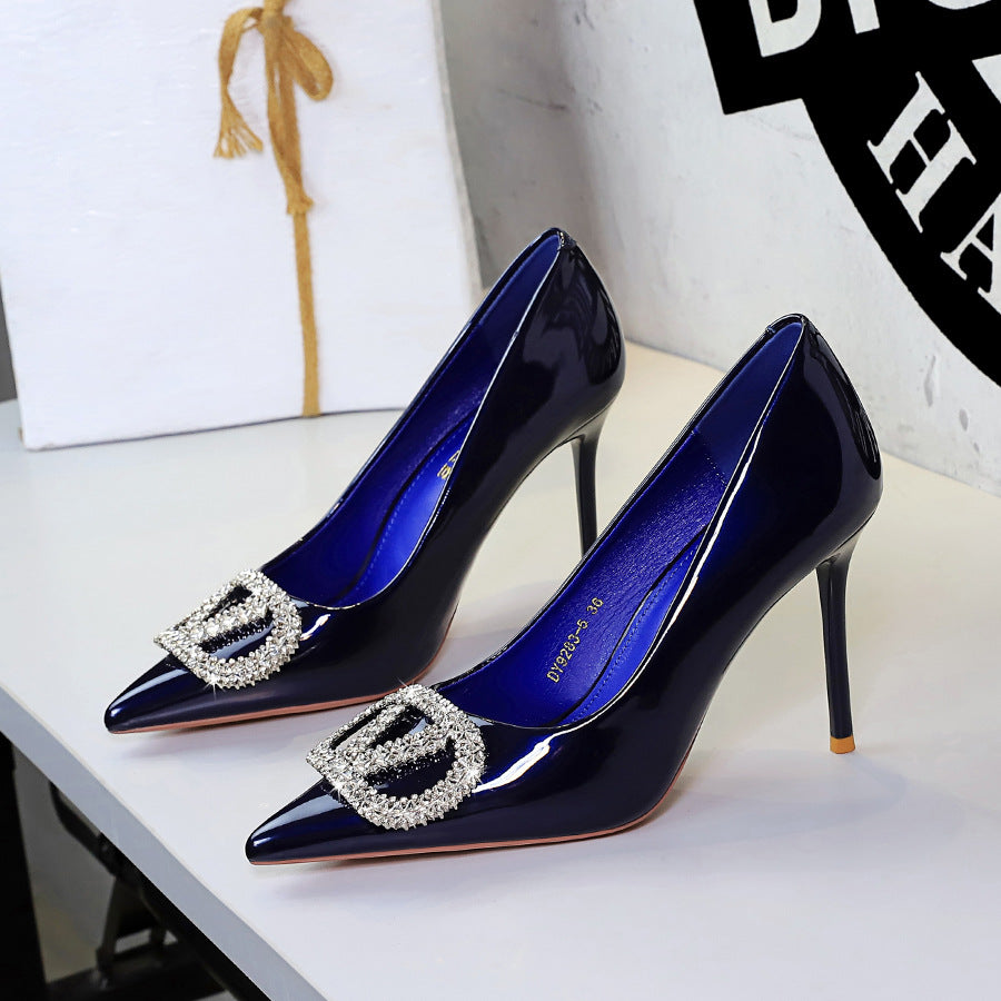 Women's Rhinestone V-Buckle Pointed Toe Stiletto Pumps
