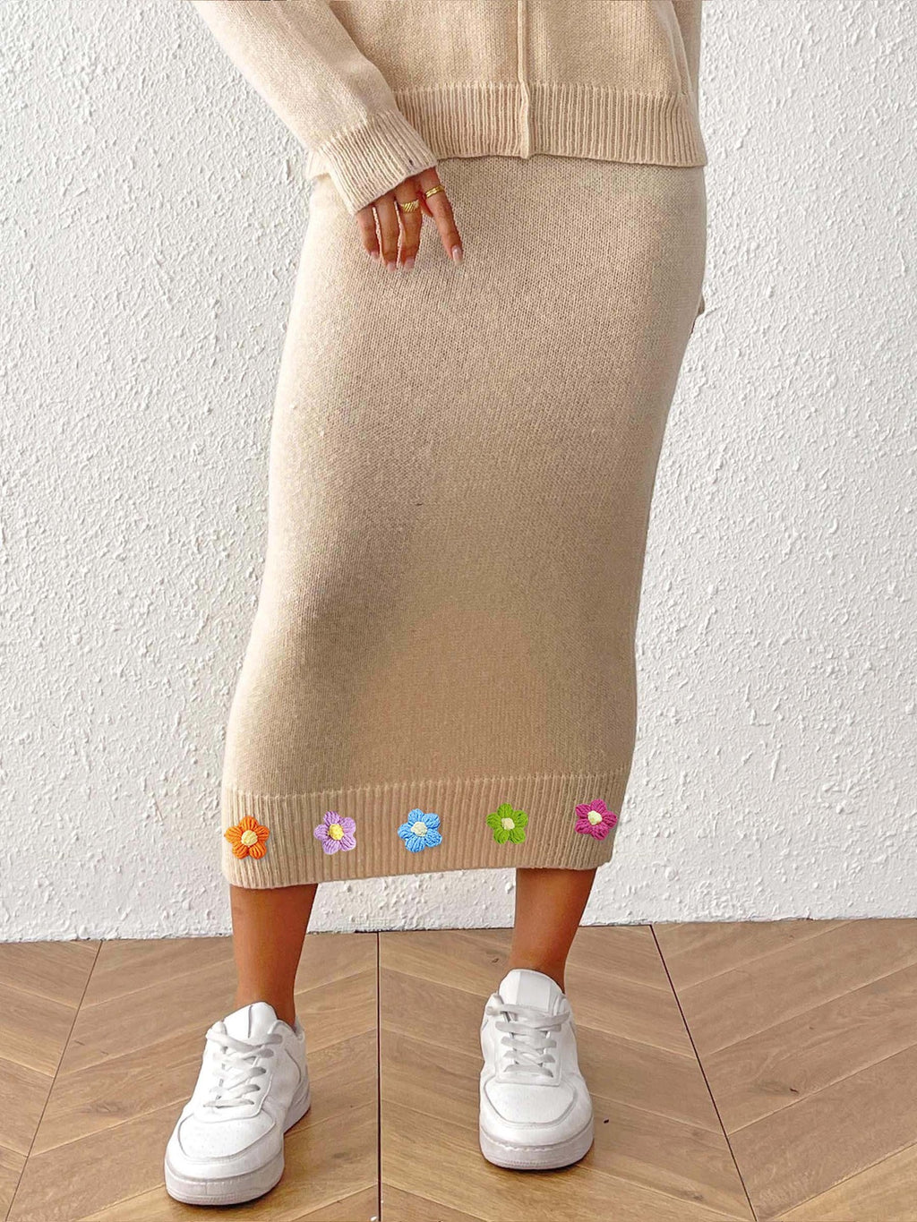 Apricot Skirt 5 Flowers